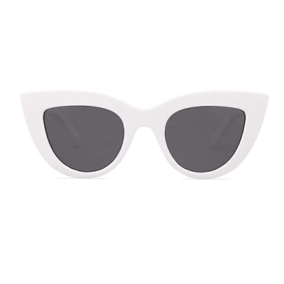 Large Cat Eye Sunglasses 